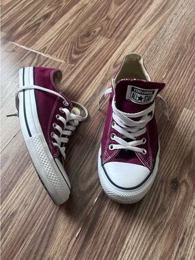 Converse Low Top Sneakers - Magenta and White